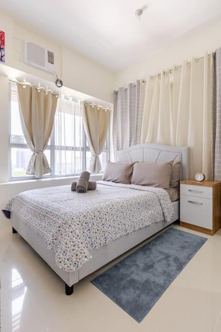 Perfect Accommodation For You In Levels Burbank มะนิลา ภายนอก รูปภาพ