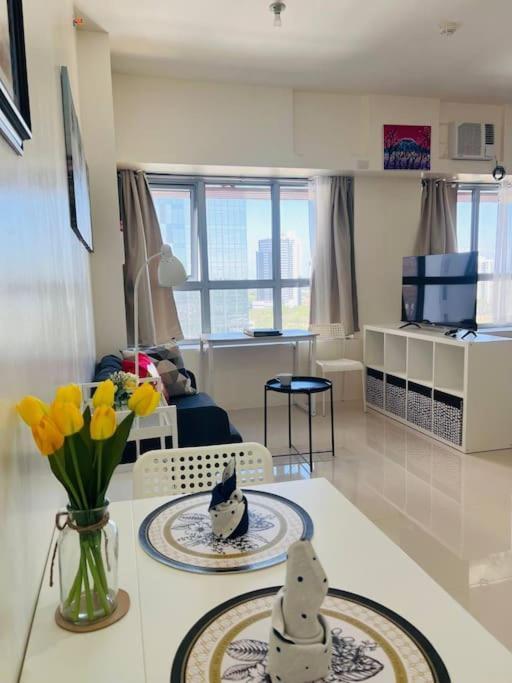 Perfect Accommodation For You In Levels Burbank มะนิลา ภายนอก รูปภาพ